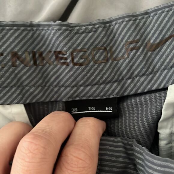 Mens gray Nike shorts sz 38 - see photos for condition - Picture 2 of 3